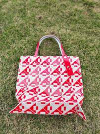 Picture of Issey Miyake Handbags _SKUfw157959546fw